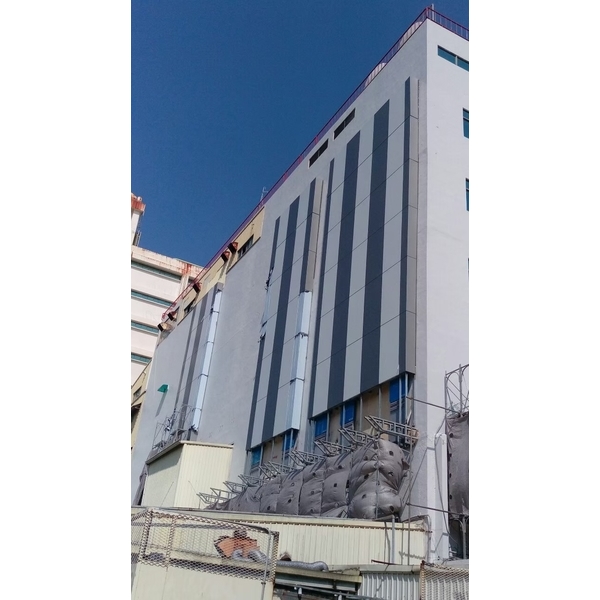 109.05.楠梓加工區日月光K8廠房-外牆包板工程-高集金屬股份有限公司