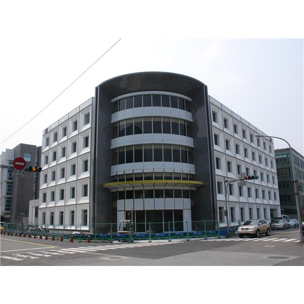 吉鴻電子-玉晶石外牆工程