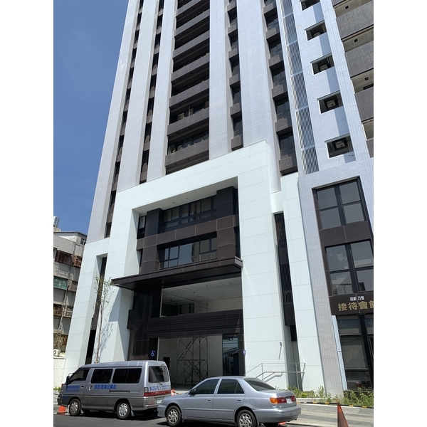 竹北玉晶石地板.台中外牆建案-中國製釉股份有限公司