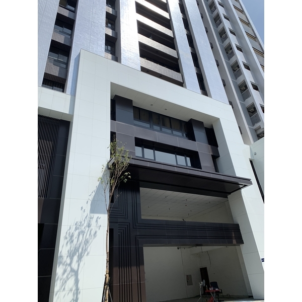 竹北玉晶石地板.台中外牆建案,中國製釉股份有限公司