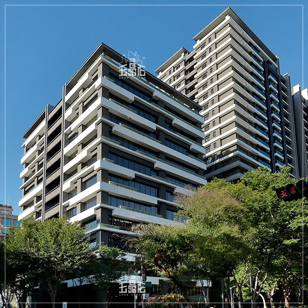 忠泰明日博-玉晶石外牆工程-中國製釉股份有限公司