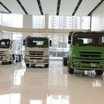 順益汽車重型車-玉晶石外牆工程 - 中國製釉股份有限公司