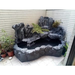 FRP假山水池