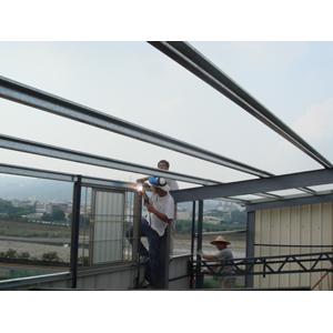 鐵皮屋鋼骨結構施工中