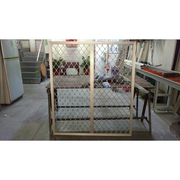 鋁花格防盜窗-平面型