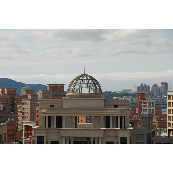 屋突不銹鋼造型-鉅鈦金屬有限公司