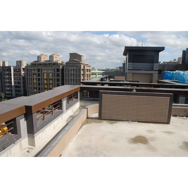 屋頂外牆帷幕包板-鉅鈦金屬有限公司