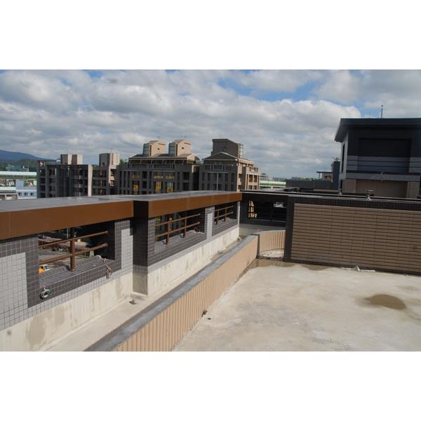 屋頂外牆帷幕包板-鉅鈦金屬有限公司