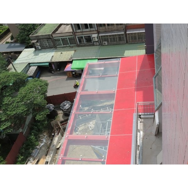 不銹鋼玻璃雨遮,鉅鈦金屬有限公司