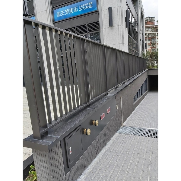 不銹鋼烤漆欄杆-鉅鈦金屬有限公司