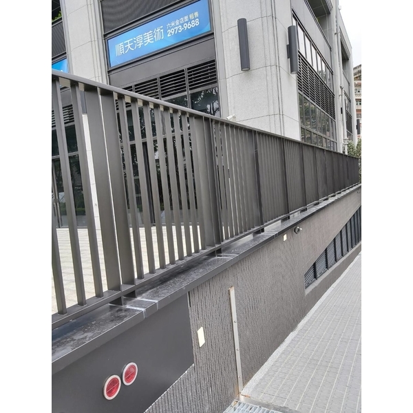 不銹鋼烤漆欄杆-鉅鈦金屬有限公司