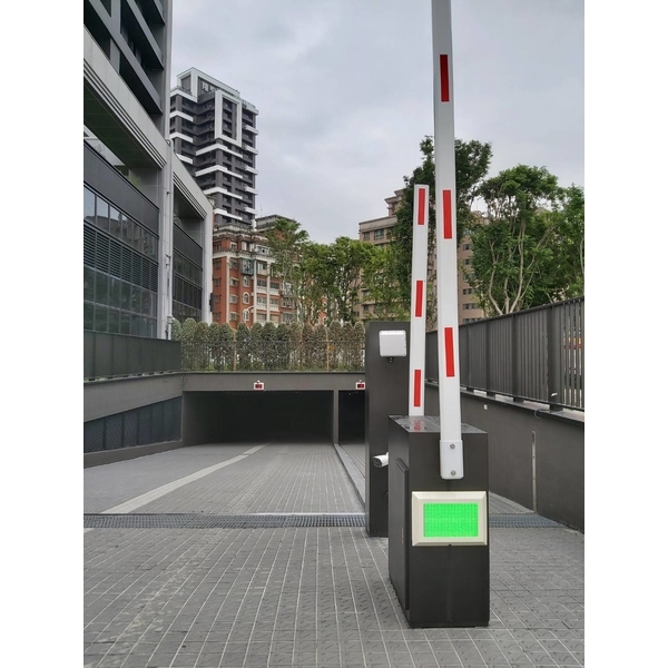 車道柵欄機,鉅鈦金屬有限公司