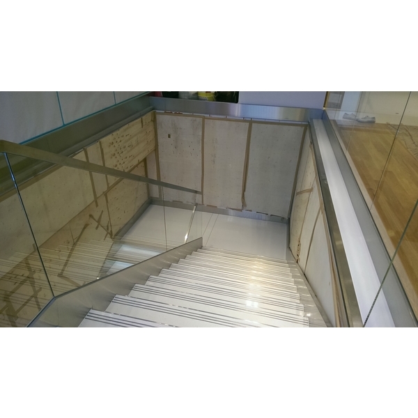 樓梯扶手及包板