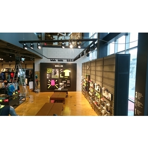 賣場軌道燈骨架