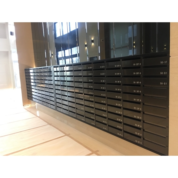 鈦金蝕刻信箱-青埔寶徠花園,鴻府金屬工業有限公司