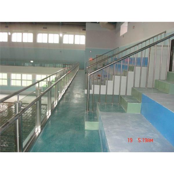 不銹鋼玻璃欄杆,宜暉金屬建材有限公司