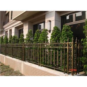 圍牆鍛造欄杆