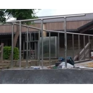 無障礙不銹鋼圓管扶手,光輝金屬工程股份有限公司