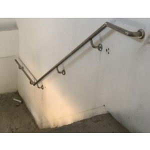 貼壁不銹鋼圓管扶手,光輝金屬工程股份有限公司