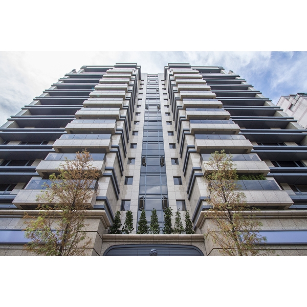 昇立建設 -大安鼎極,全益門窗企業有限公司