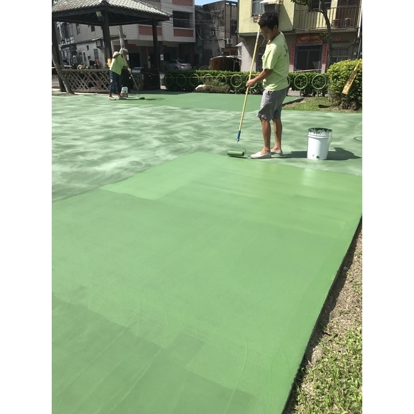 壓克力球場,建信工程行