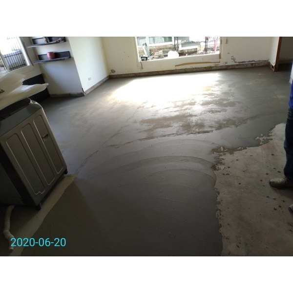 露天平台整修 貼隔熱磚-曹聖科技建材有限公司