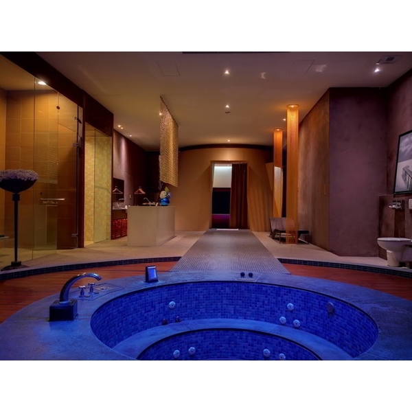 天月人文休閒旅館 天月人文休閒旅館,曹聖科技建材有限公司