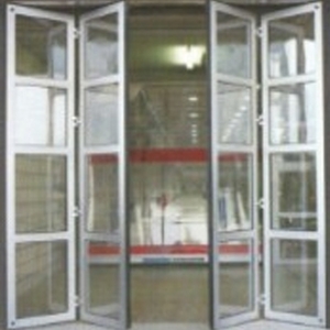 摺疊門 , 陽榮自動化設備有限公司