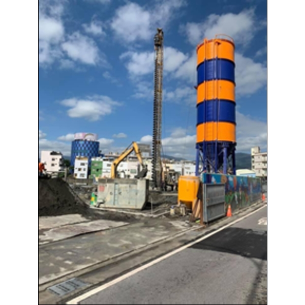 地下室擋土~航架式預壘排樁工程