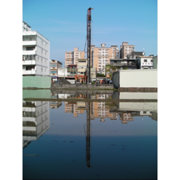 地下室擋土~航架式預壘排樁工程,基讚工程有限公司