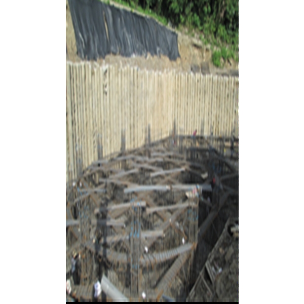 地下室擋土~航架式預壘排樁工程