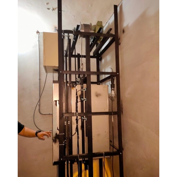 送菜梯-竤瑞機電工程有限公司