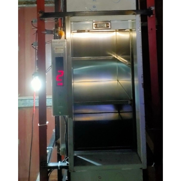 客製化90度菜梯長方形車廂-竤瑞機電工程有限公司