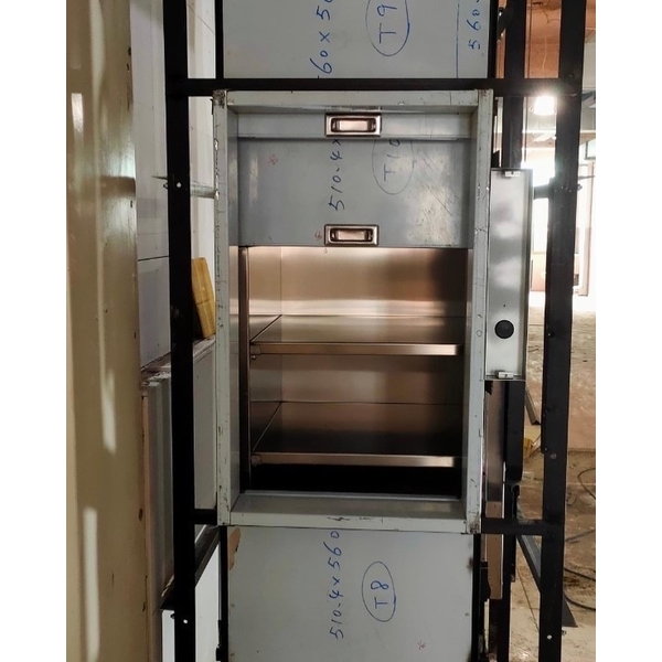 雙出入口菜梯-竤瑞機電工程有限公司