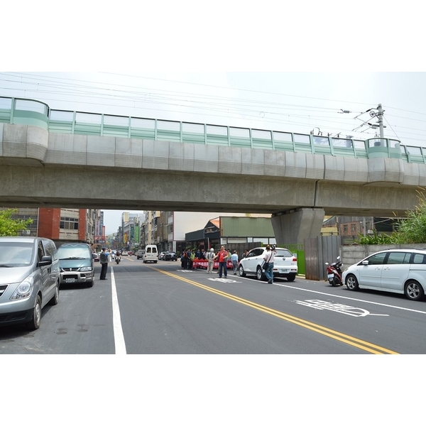 台鐵員林高架橋工程 台鐵員林高架橋工程,中北塗料企業股份有限公司