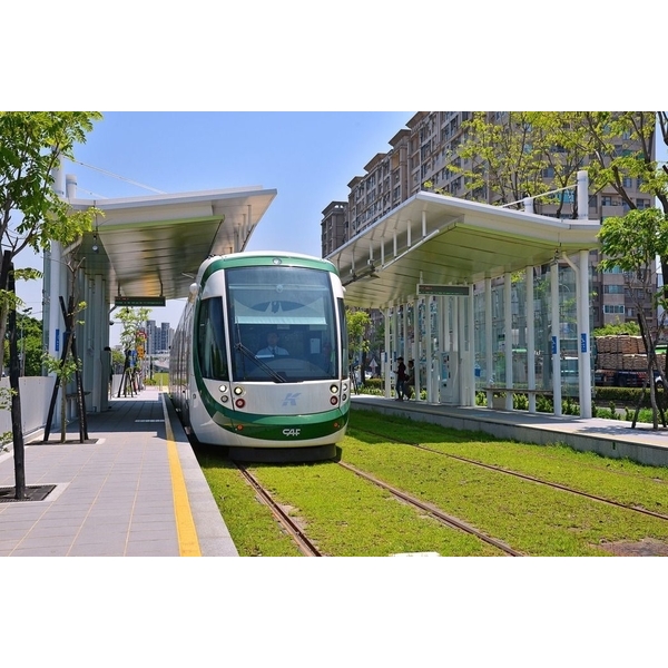 高雄捷運環狀輕軌,中北塗料企業股份有限公司