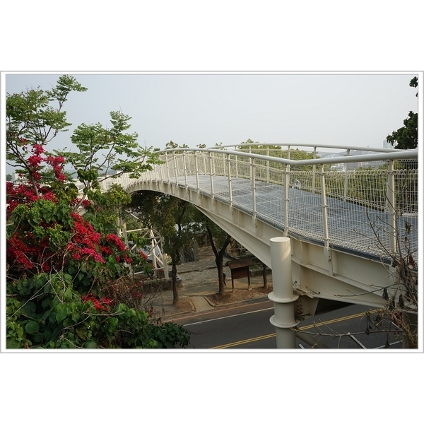 八卦山步道與自行車道,中北塗料企業股份有限公司