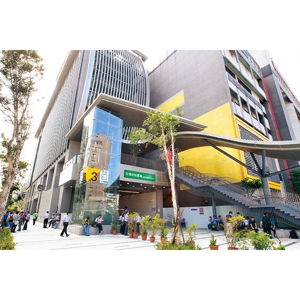 台北市政府警察局松山分局捷運局共構新建、防水隔熱工程