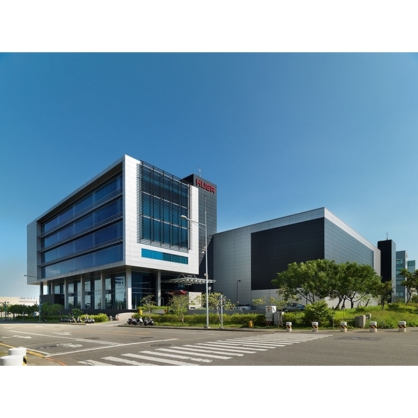 廣鎵光電中科三廠及總部辦公大樓新建環氧樹脂塗裝工程