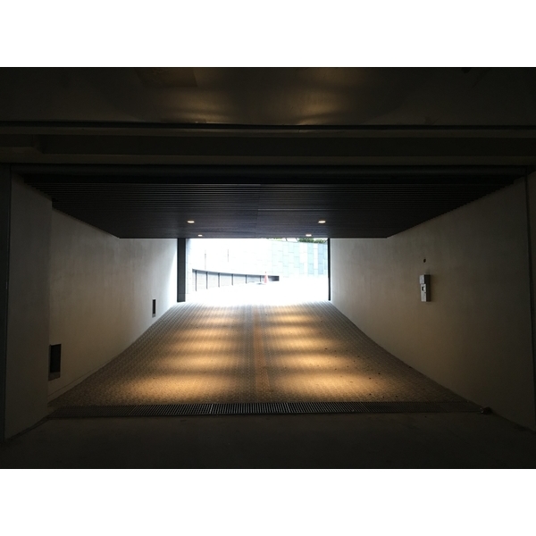 不銹鋼工程-堃源鋼鋁有限公司