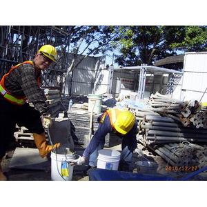李建牌早強無收縮水泥 備料 02 與水混合充分攪拌