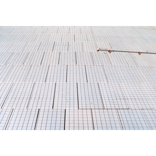 5、舖點焊鋼絲網