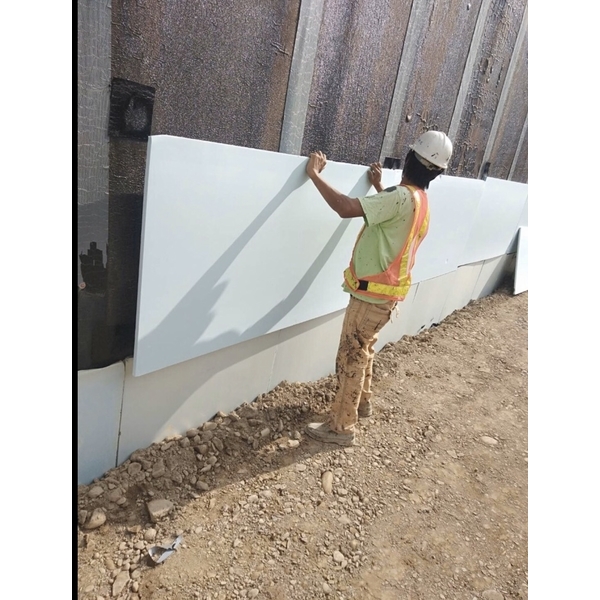 穩樂板隔熱施工