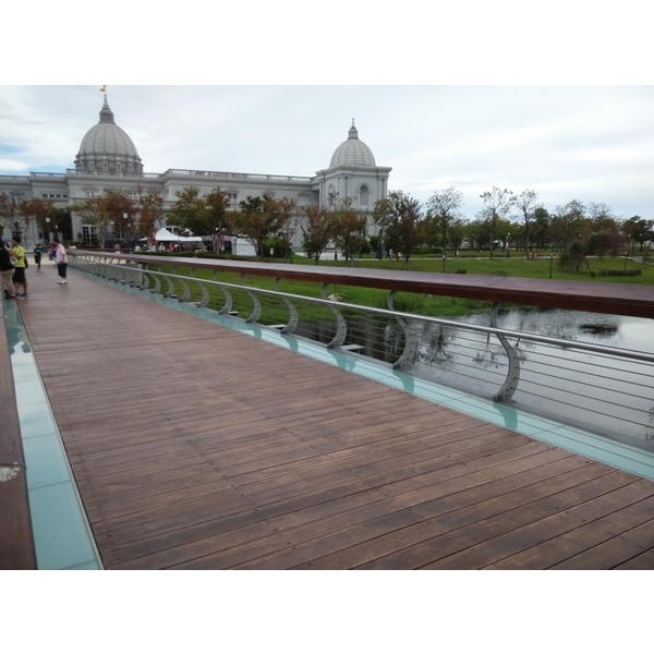 施做德寶油性護木漆,顏昌興業有限公司