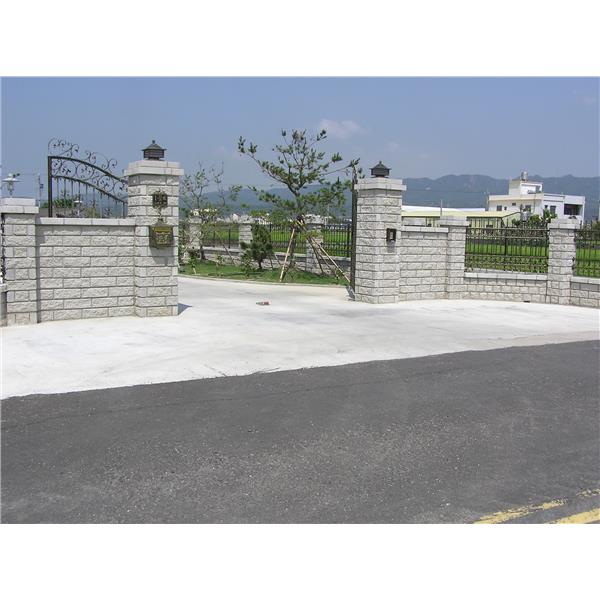 雪山岩,亞世達興業有限公司