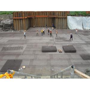 鋼網舖設-大底二 , 三發製網股份有限公司