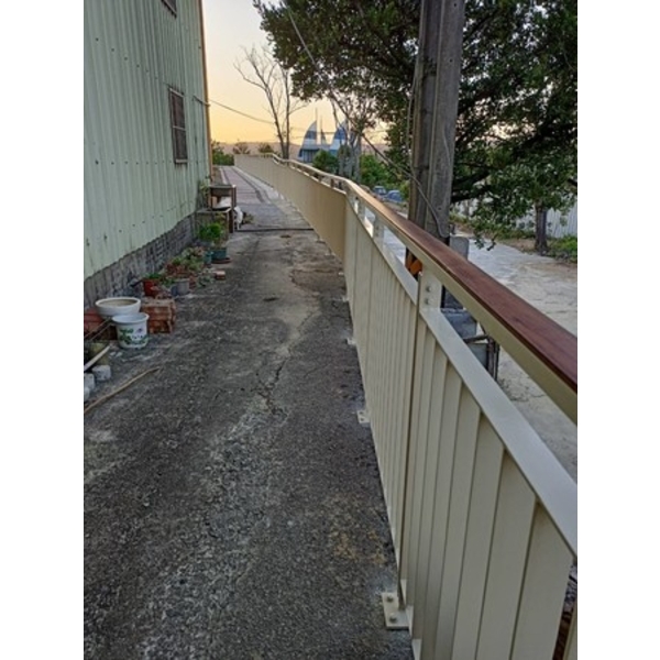 欄杆及格柵-巨埔社區科學農場生態池周邊環境改善工程