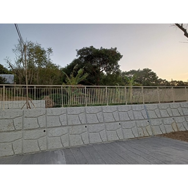 欄杆及格柵-巨埔社區科學農場生態池周邊環境改善工程