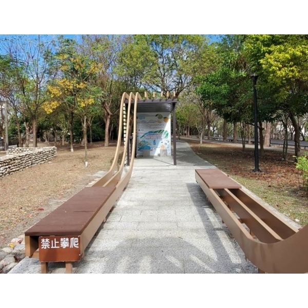 座椅-車廂藝術展示空間