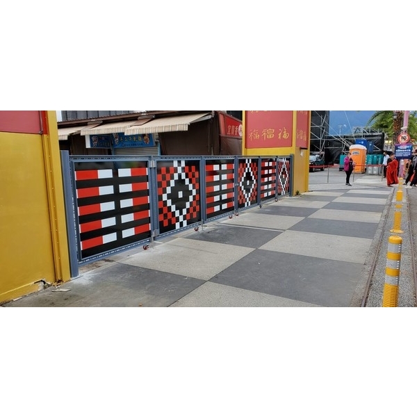 入口車擋-110-111年花蓮東大門國際觀光夜市星空夜市改善工程 入口車擋-110-111年花蓮東大門國際觀光夜市星空夜市改善工程-典雅雕塑工程有限公司